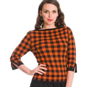 💥SOLD 🧡🖤 Orange and Black Gingham Sweater 🖤🧡